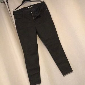 Never worn high stretch black skinny rockstars